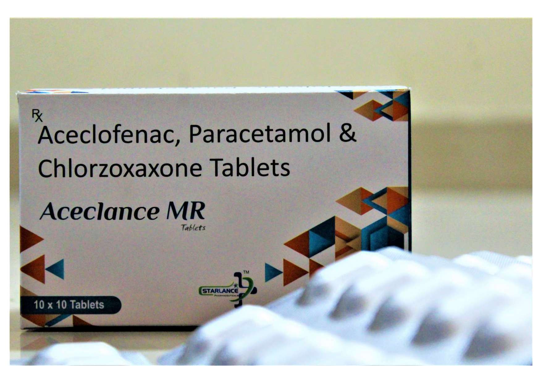 aceclofenac i.p. 100 mg + paracetamol i.p. 325 mg 0+
chlorozoxazone i.p. 250 mg