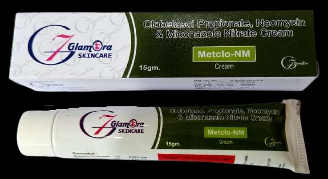 clobetasol, neomycin and micrnazole nitrate cream